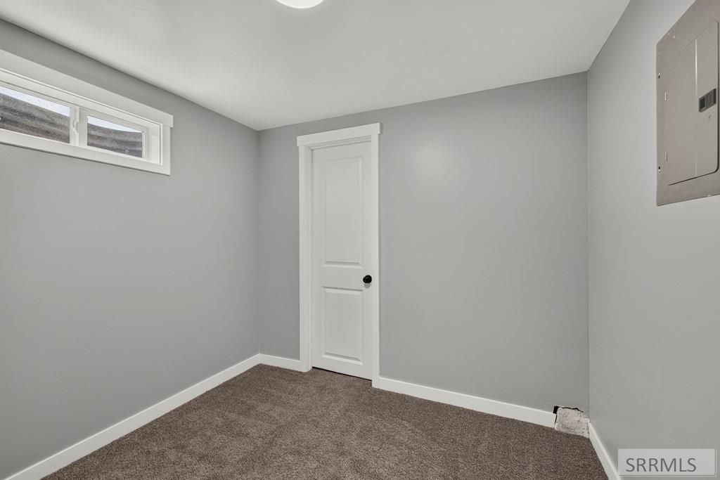 Image 40 of property listing at 3315 E Rawson Street, Ammon, ID 83406