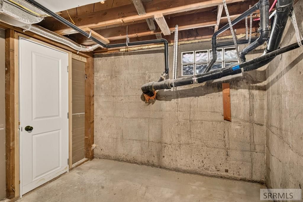 Image 48 of property listing at 3315 E Rawson Street, Ammon, ID 83406