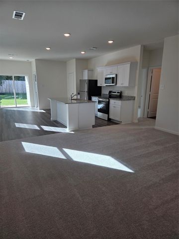 632 Craven Street, Conroe, TX 77316