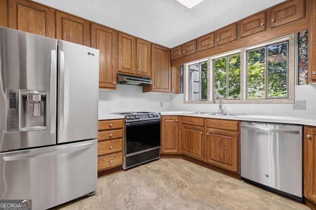 2571 Sandy Court, Marietta, GA 30066