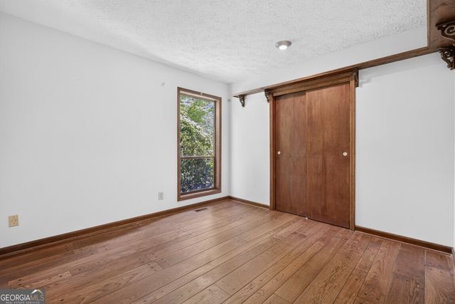 2571 Sandy Court, Marietta, GA 30066