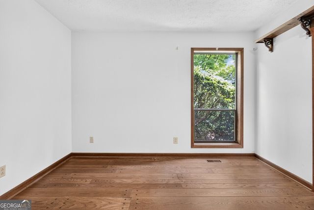 2571 Sandy Court, Marietta, GA 30066