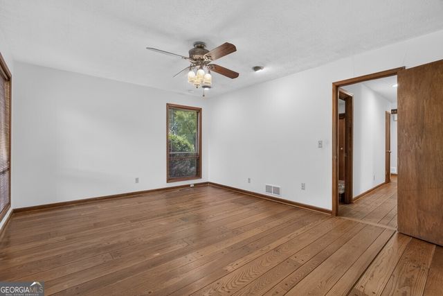 2571 Sandy Court, Marietta, GA 30066