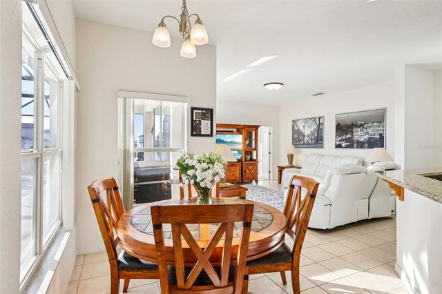 332 BURFORD CIRCLE, Davenport, FL 33896