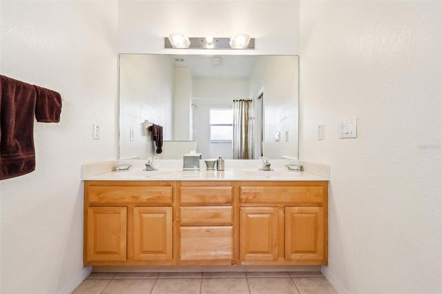 332 BURFORD CIRCLE, Davenport, FL 33896