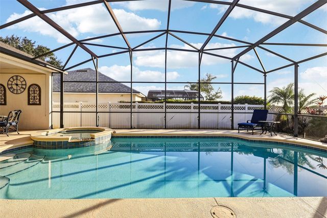 332 BURFORD CIRCLE, Davenport, FL 33896