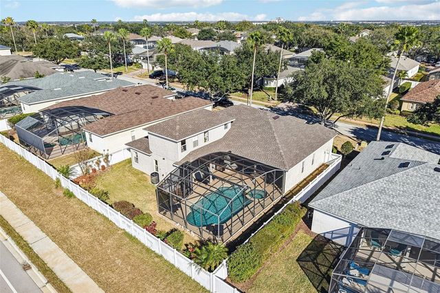 332 BURFORD CIRCLE, Davenport, FL 33896