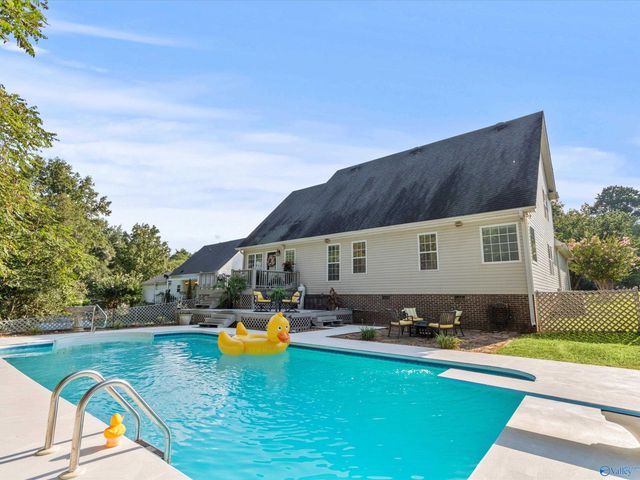 24766 Dogwood Drive, Elkmont, AL 35620