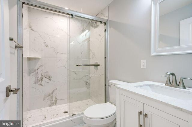 1943 N LEITHGOW ST, Philadelphia, PA 19122