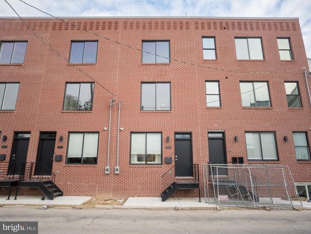 1943 N LEITHGOW ST, Philadelphia, PA 19122