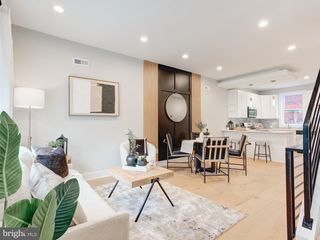 1943 N LEITHGOW ST, Philadelphia, PA 19122