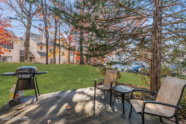 807 Begonia Court, Jackson, NJ 08527