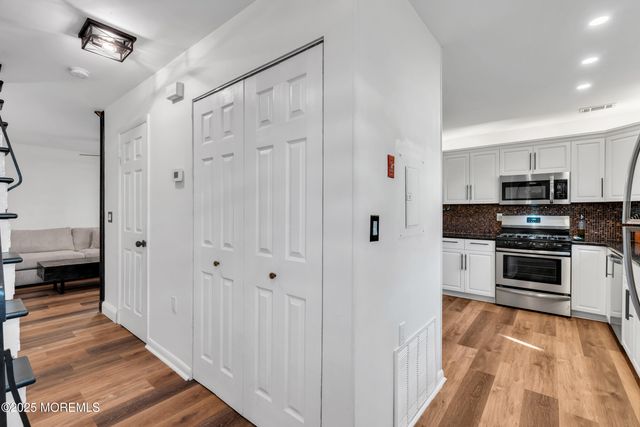 807 Begonia Court, Jackson, NJ 08527