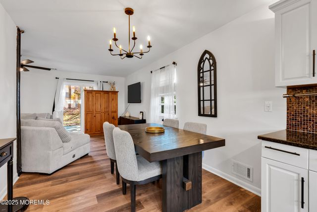 807 Begonia Court, Jackson, NJ 08527