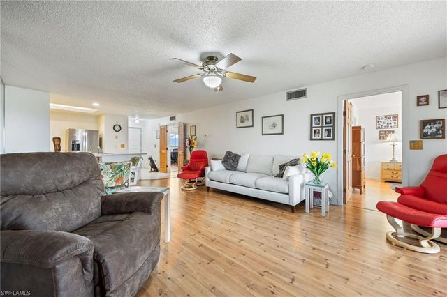 3458 Hancock Bridge PKWY # 163, North Fort Myers, FL 33903