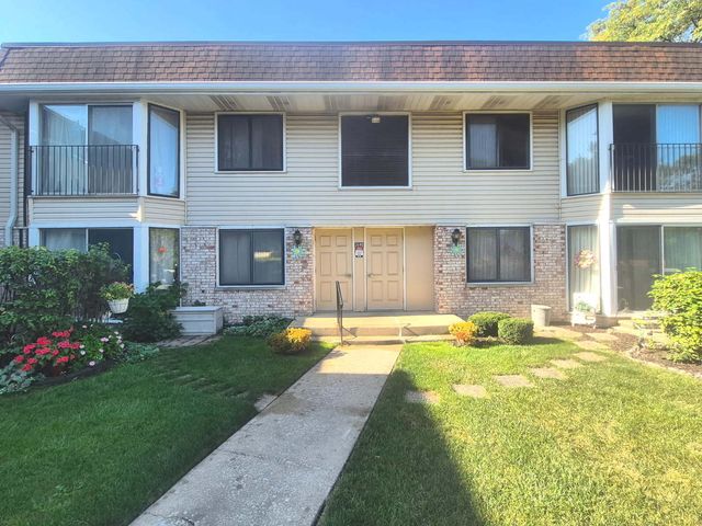 2640 MITCHELL Drive 5, Woodridge, IL 60517