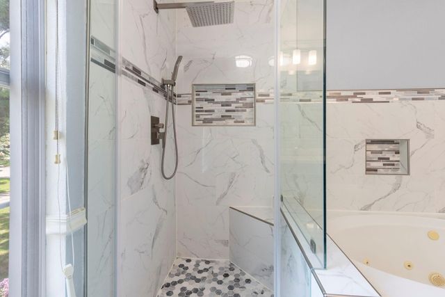 34 Sweetdream Place, The Woodlands, TX 77381