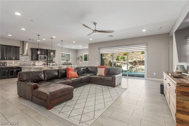 8 Via Tiberina, Henderson, NV 89011