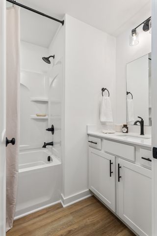 1136 Marlowe Lndg, Nashville, TN 37207