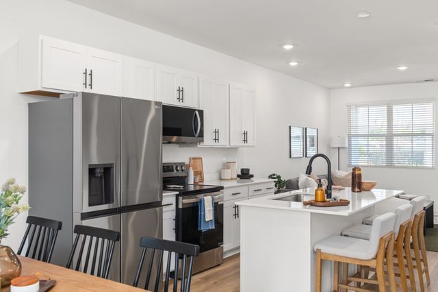 1136 Marlowe Lndg, Nashville, TN 37207