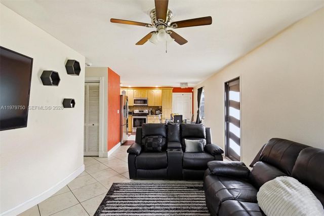 720 SW 81 Terrace, North Lauderdale, FL 33068