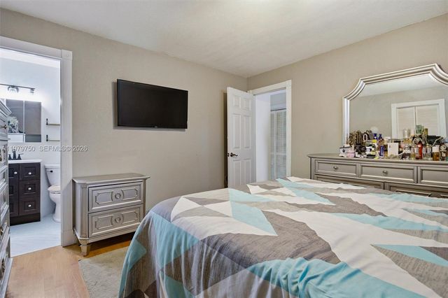720 SW 81 Terrace, North Lauderdale, FL 33068