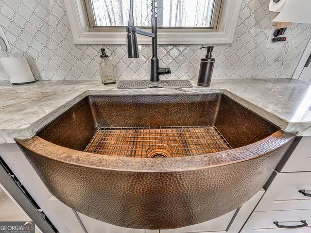 218 Sunset Cove, Ellijay, GA 30540