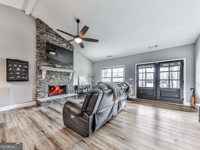 218 Sunset Cove, Ellijay, GA 30540