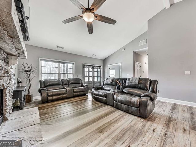 218 Sunset Cove, Ellijay, GA 30540