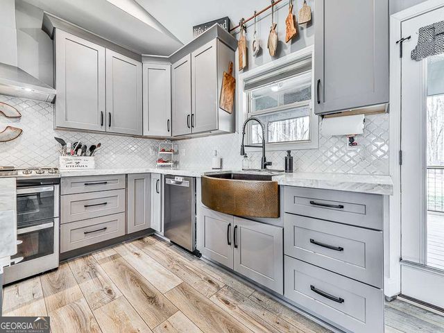 218 Sunset Cove, Ellijay, GA 30540