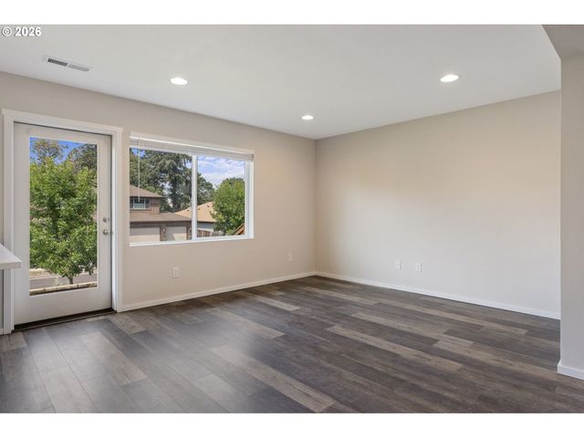2017 S MEADOWLARK Loop, Ridgefield, WA 98642