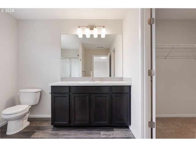 2017 S MEADOWLARK Loop, Ridgefield, WA 98642