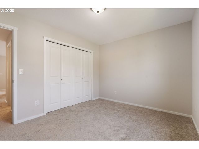 2017 S MEADOWLARK Loop, Ridgefield, WA 98642