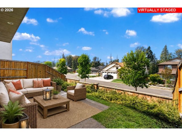2017 S MEADOWLARK Loop, Ridgefield, WA 98642