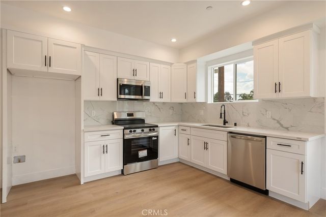 2843 Folsom, Los Angeles, CA 90033