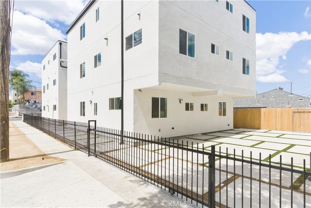 2843 Folsom, Los Angeles, CA 90033