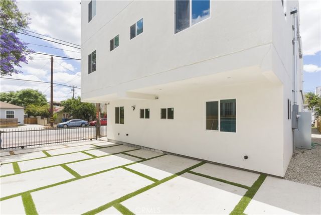2843 Folsom, Los Angeles, CA 90033
