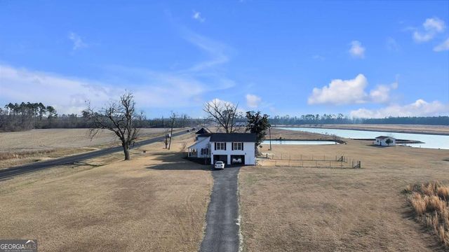 1832 Douglas Highway, Hazlehurst, GA 31539