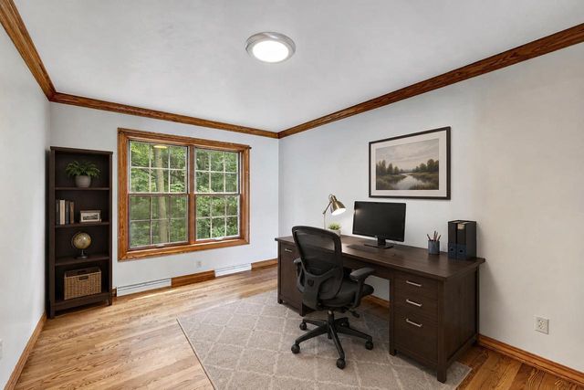 2752 WOODLAND HILLS COURT, Green Bay, WI 54311