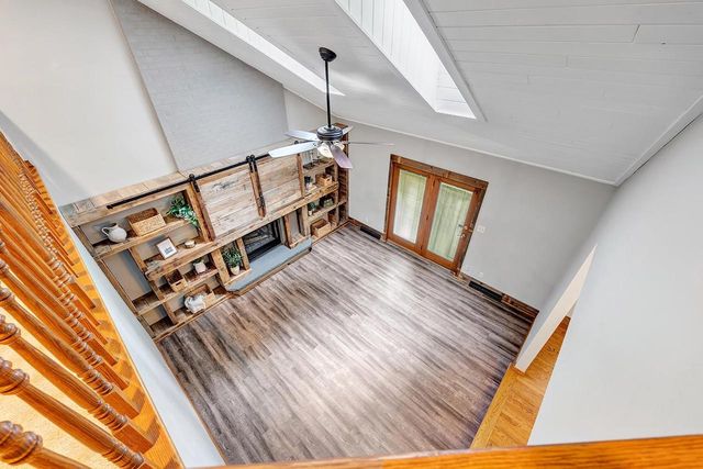 2752 WOODLAND HILLS COURT, Green Bay, WI 54311