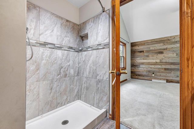 2752 WOODLAND HILLS COURT, Green Bay, WI 54311