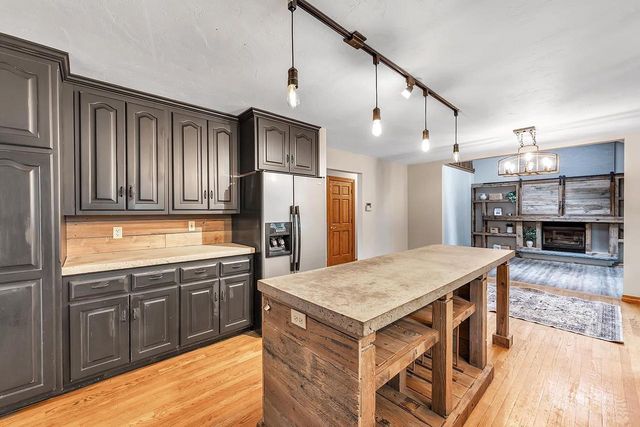2752 WOODLAND HILLS COURT, Green Bay, WI 54311