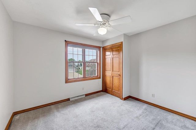 2752 WOODLAND HILLS COURT, Green Bay, WI 54311