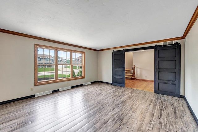 2752 WOODLAND HILLS COURT, Green Bay, WI 54311
