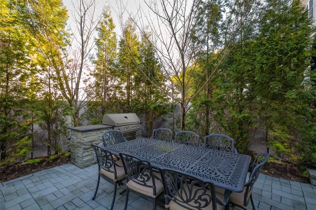 1 Bayview Avenue, Port Washington, NY 11050