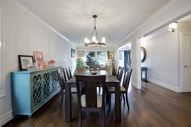1 Bayview Avenue, Port Washington, NY 11050