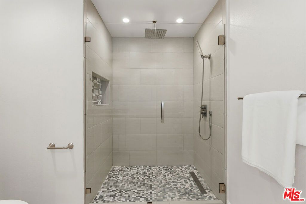 Image 17 of property listing at 4412 Emerald Street 47, Torrance, CA 90503