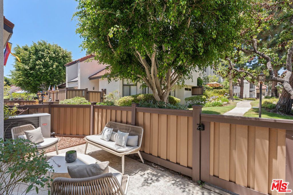 Image 3 of property listing at 4412 Emerald Street 47, Torrance, CA 90503
