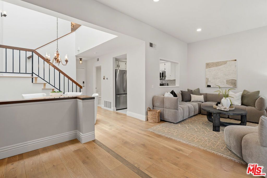 Image 4 of property listing at 4412 Emerald Street 47, Torrance, CA 90503