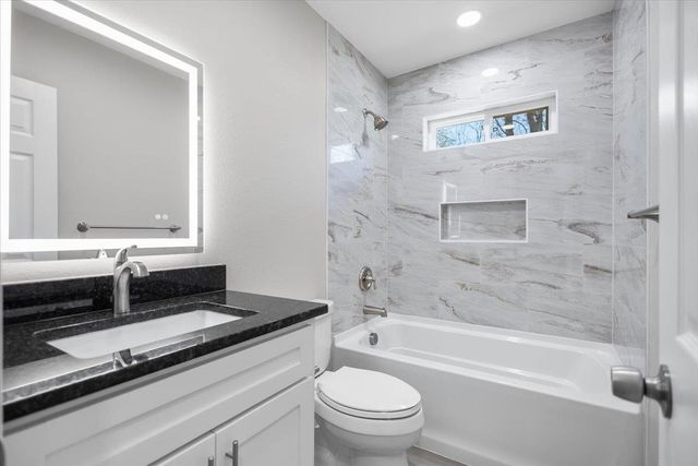 702 S Montgomery, Gilmer, TX 75644